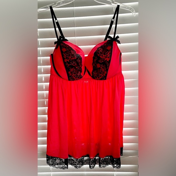 Cacique Babydoll Lingerie - Plus Size 22/24 - Red - Black Lace -Sheer -Underwire - Picture 1 of 7